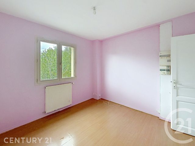 Appartement F3 à louer - 3 pièces - 64.16 m2 - NOISY LE GRAND - 93 - ILE-DE-FRANCE - Century 21 E.F.I.