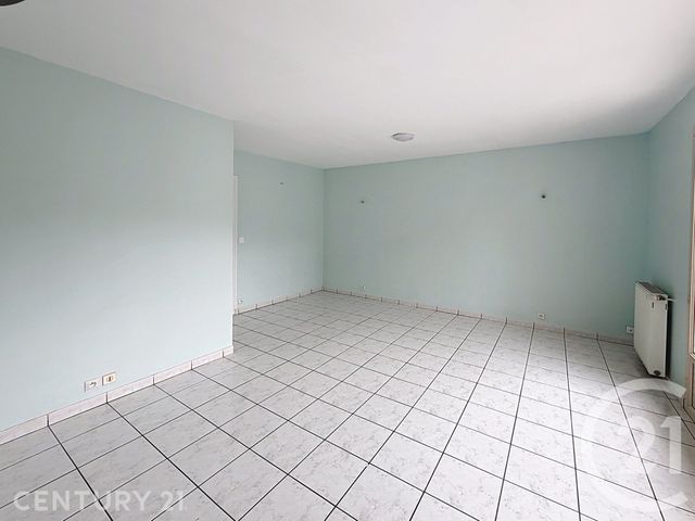 Appartement F3 à louer - 3 pièces - 64.16 m2 - NOISY LE GRAND - 93 - ILE-DE-FRANCE - Century 21 E.F.I.