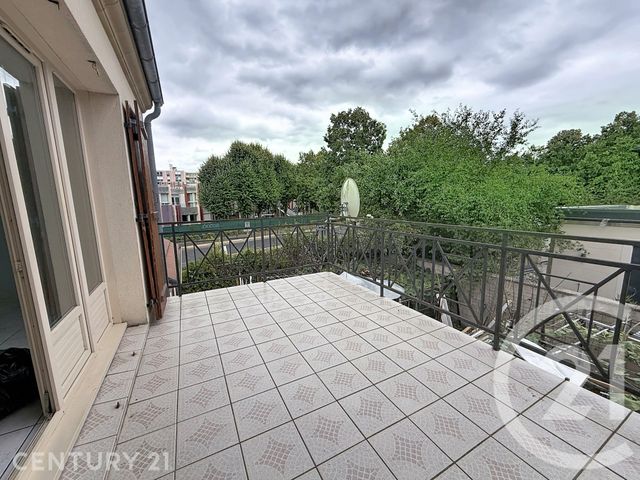 Appartement F3 à louer - 3 pièces - 64.16 m2 - NOISY LE GRAND - 93 - ILE-DE-FRANCE - Century 21 E.F.I.
