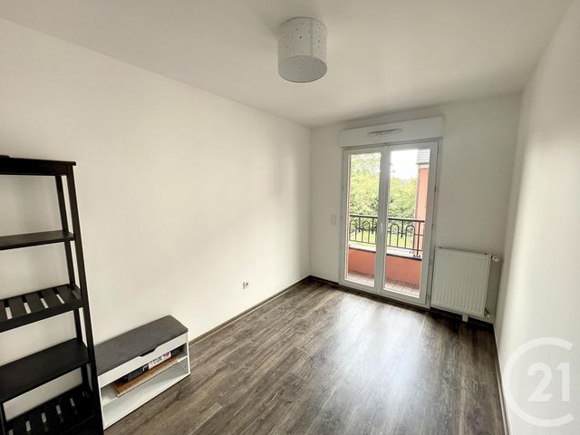 Appartement F3 à louer - 3 pièces - 57.86 m2 - NOISY LE GRAND - 93 - ILE-DE-FRANCE - Century 21 E.F.I.