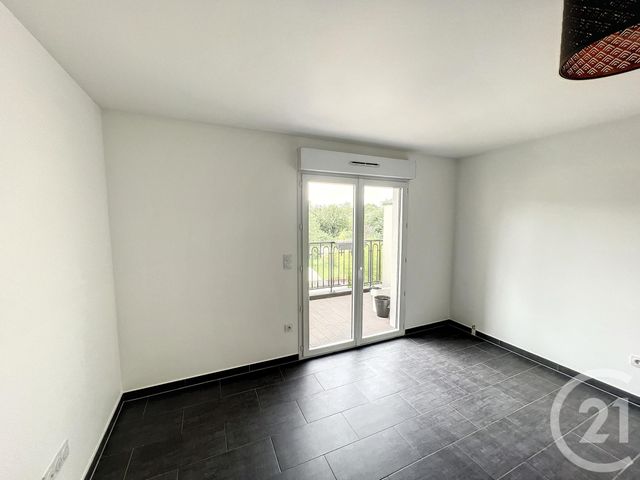 Appartement F3 à louer - 3 pièces - 57.86 m2 - NOISY LE GRAND - 93 - ILE-DE-FRANCE - Century 21 E.F.I.