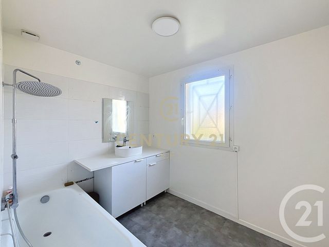 maison à vendre - 4 pièces - 93.36 m2 - NOISY LE GRAND - 93 - ILE-DE-FRANCE - Century 21 E.F.I.