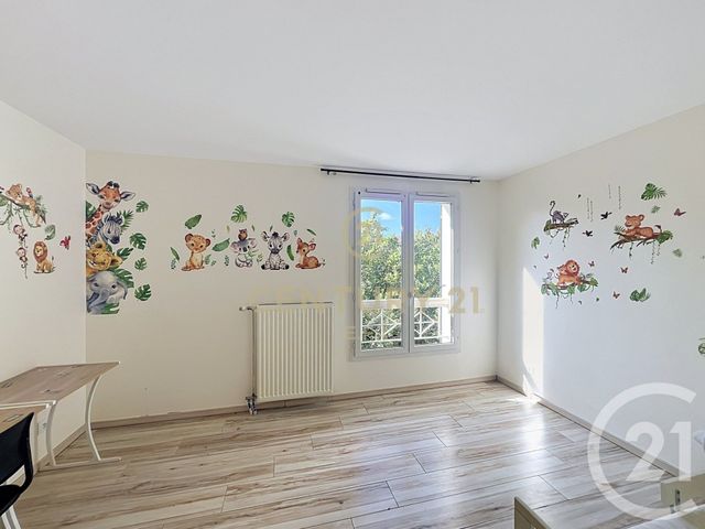 maison à vendre - 4 pièces - 93.36 m2 - NOISY LE GRAND - 93 - ILE-DE-FRANCE - Century 21 E.F.I.