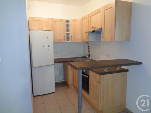 Appartement F2 à louer - 2 pièces - 41.41 m2 - NOISY LE GRAND - 93 - ILE-DE-FRANCE - Century 21 E.F.I.