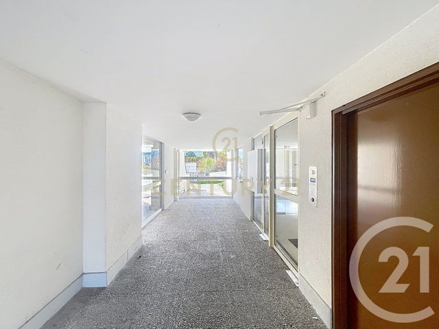 Appartement F3 à vendre - 3 pièces - 71.86 m2 - NOISY LE GRAND - 93 - ILE-DE-FRANCE - Century 21 E.F.I.