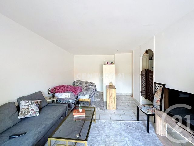 Appartement F1 à vendre - 1 pièce - 27.02 m2 - NOISY LE GRAND - 93 - ILE-DE-FRANCE - Century 21 E.F.I.