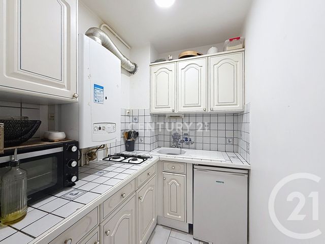 Appartement F1 à vendre - 1 pièce - 27.02 m2 - NOISY LE GRAND - 93 - ILE-DE-FRANCE - Century 21 E.F.I.