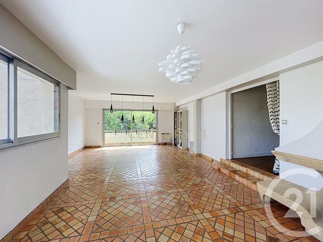 Appartement Duplex à vendre - 5 pièces - 124.15 m2 - NOISY LE GRAND - 93 - ILE-DE-FRANCE - Century 21 E.F.I.