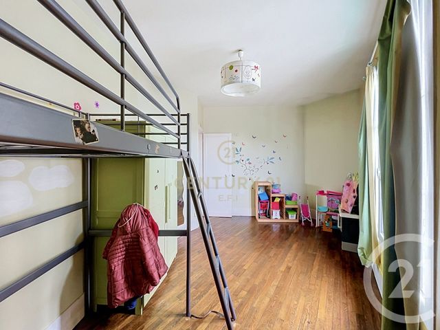 Appartement Duplex à vendre - 5 pièces - 124.15 m2 - NOISY LE GRAND - 93 - ILE-DE-FRANCE - Century 21 E.F.I.