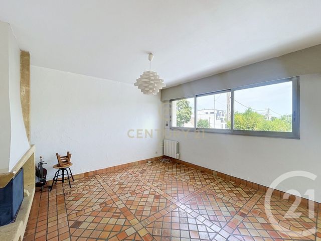 Appartement Duplex à vendre - 5 pièces - 124.15 m2 - NOISY LE GRAND - 93 - ILE-DE-FRANCE - Century 21 E.F.I.