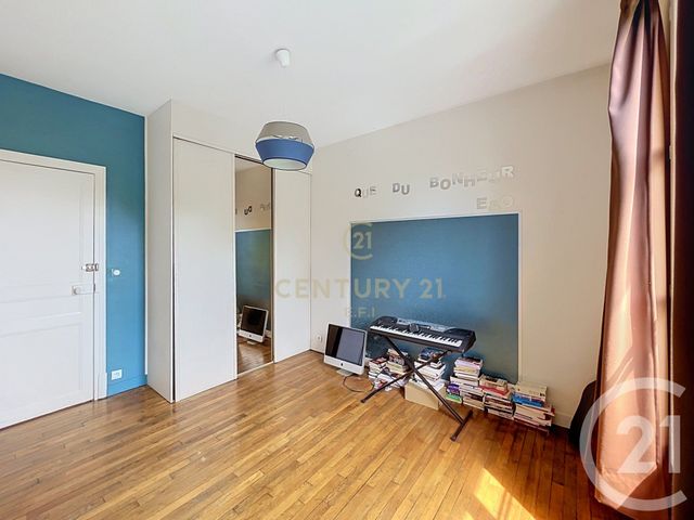 Appartement Duplex à vendre - 5 pièces - 124.15 m2 - NOISY LE GRAND - 93 - ILE-DE-FRANCE - Century 21 E.F.I.