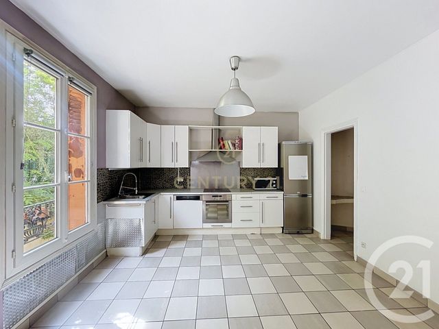 Appartement Duplex à vendre - 5 pièces - 124.15 m2 - NOISY LE GRAND - 93 - ILE-DE-FRANCE - Century 21 E.F.I.