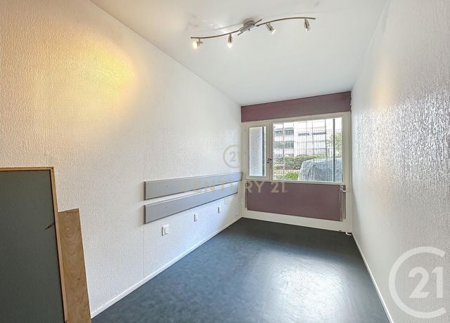 Appartement F4 à vendre - 4 pièces - 79.92 m2 - NOISY LE GRAND - 93 - ILE-DE-FRANCE - Century 21 E.F.I.