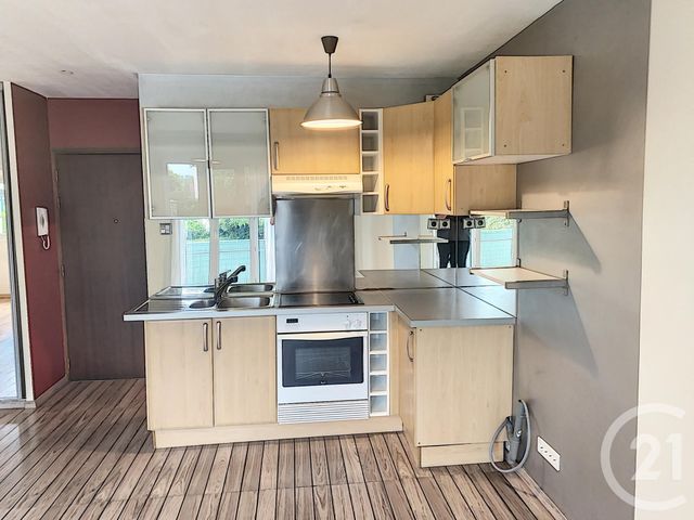Appartement F2 à louer - 2 pièces - 40.08 m2 - NOISY LE GRAND - 93 - ILE-DE-FRANCE - Century 21 E.F.I.