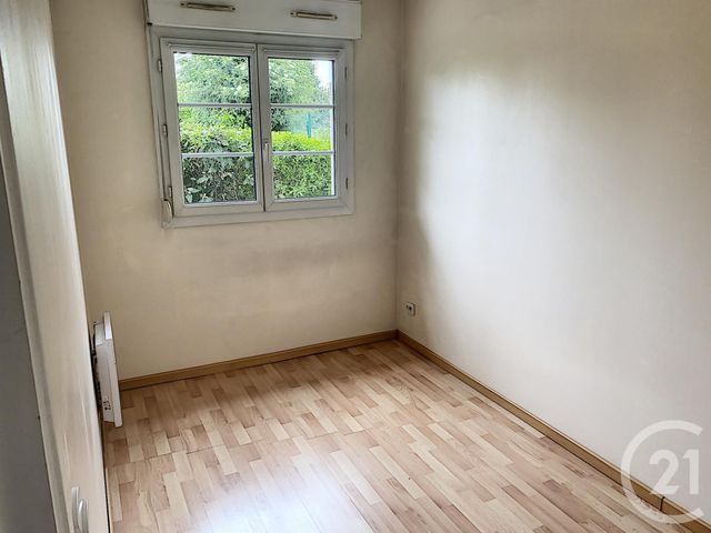 Appartement F2 à louer - 2 pièces - 40.08 m2 - NOISY LE GRAND - 93 - ILE-DE-FRANCE - Century 21 E.F.I.