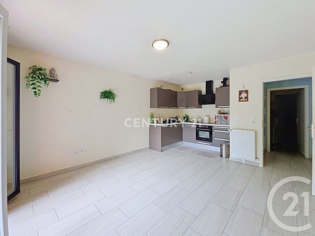 Appartement F3 à vendre - 3 pièces - 57.32 m2 - NOISY LE GRAND - 93 - ILE-DE-FRANCE - Century 21 E.F.I.