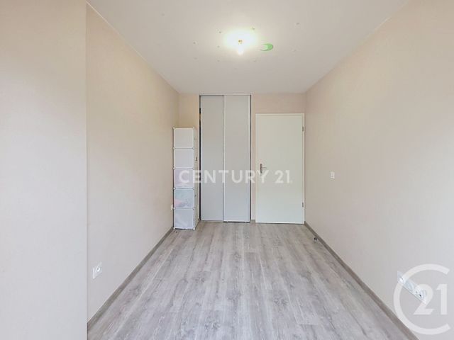 Appartement F3 à vendre - 3 pièces - 57.32 m2 - NOISY LE GRAND - 93 - ILE-DE-FRANCE - Century 21 E.F.I.