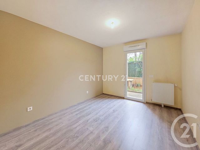 Appartement F3 à vendre - 3 pièces - 57.32 m2 - NOISY LE GRAND - 93 - ILE-DE-FRANCE - Century 21 E.F.I.