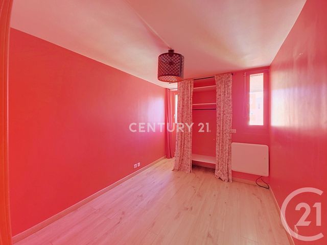 Appartement F3 à vendre - 3 pièces - 72.0 m2 - NOISY LE GRAND - 93 - ILE-DE-FRANCE - Century 21 E.F.I.