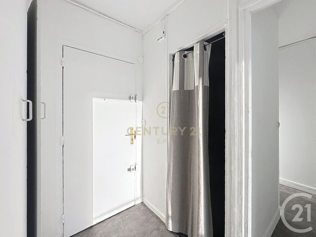 Appartement F2 à vendre - 2 pièces - 40.98 m2 - NOISY LE GRAND - 93 - ILE-DE-FRANCE - Century 21 E.F.I.