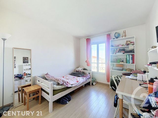 Appartement F4 à vendre - 4 pièces - 70.3 m2 - NOISY LE GRAND - 93 - ILE-DE-FRANCE - Century 21 E.F.I.