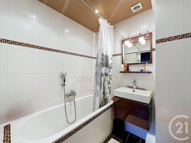 maison à vendre - 7 pièces - 178.0 m2 - NOISY LE GRAND - 93 - ILE-DE-FRANCE - Century 21 E.F.I.
