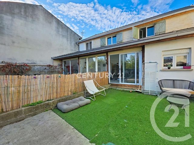 maison à vendre - 5 pièces - 156.11 m2 - NOISY LE GRAND - 93 - ILE-DE-FRANCE - Century 21 E.F.I.