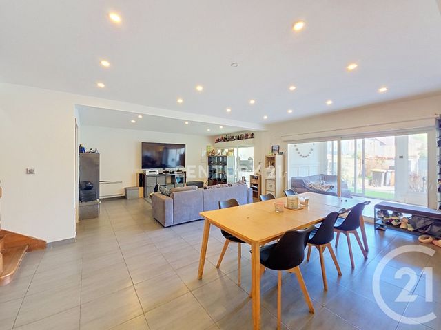 maison à vendre - 5 pièces - 156.11 m2 - NOISY LE GRAND - 93 - ILE-DE-FRANCE - Century 21 E.F.I.
