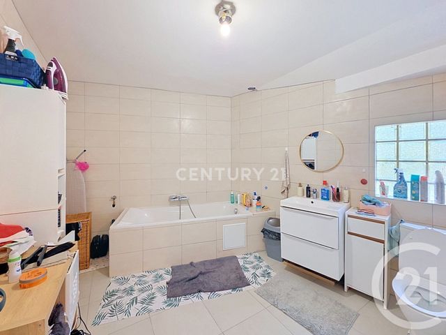 maison à vendre - 5 pièces - 156.11 m2 - NOISY LE GRAND - 93 - ILE-DE-FRANCE - Century 21 E.F.I.