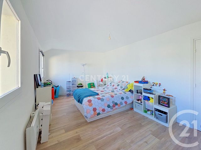 maison à vendre - 5 pièces - 156.11 m2 - NOISY LE GRAND - 93 - ILE-DE-FRANCE - Century 21 E.F.I.