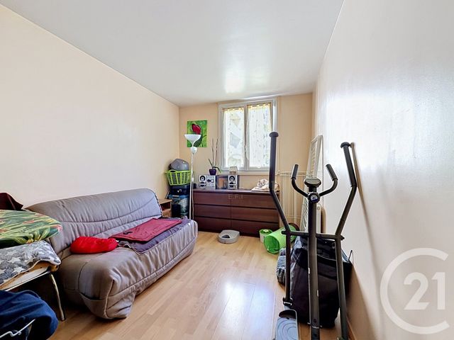 Appartement F3 à vendre - 3 pièces - 72.79 m2 - NOISY LE GRAND - 93 - ILE-DE-FRANCE - Century 21 E.F.I.