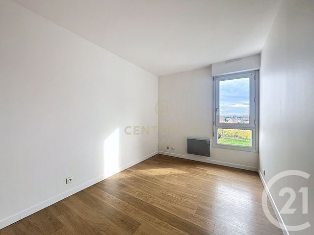 Appartement F2 à vendre - 2 pièces - 51.0 m2 - NOISY LE GRAND - 93 - ILE-DE-FRANCE - Century 21 E.F.I.