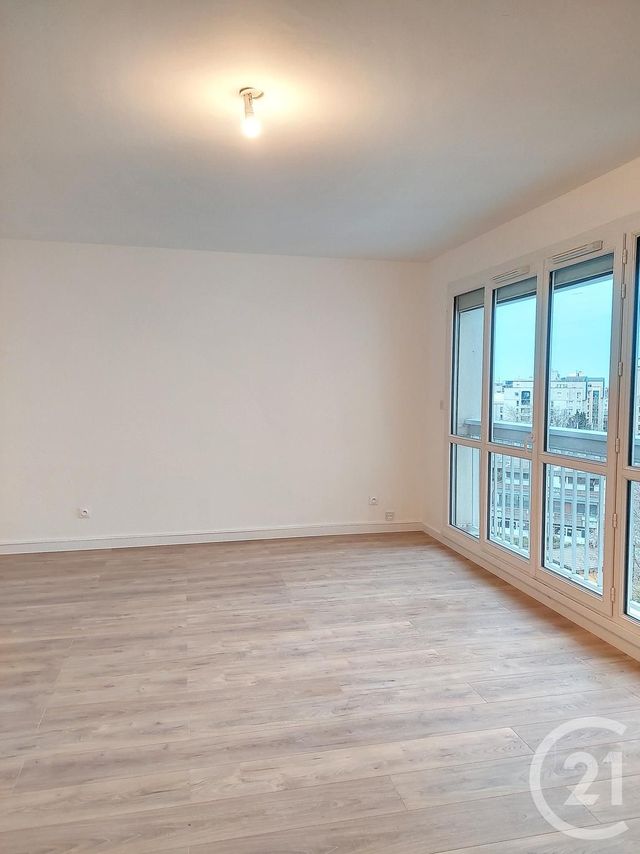 Appartement F3 à vendre - 3 pièces - 65.0 m2 - NOISY LE GRAND - 93 - ILE-DE-FRANCE - Century 21 E.F.I.