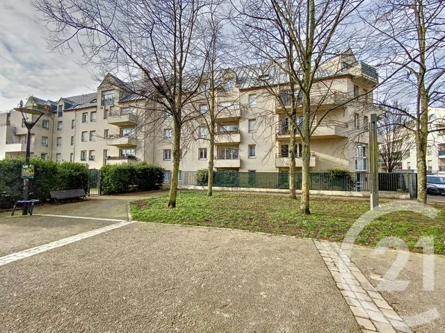 Appartement F4 à vendre - 4 pièces - 74.6 m2 - NOISY LE GRAND - 93 - ILE-DE-FRANCE - Century 21 E.F.I.