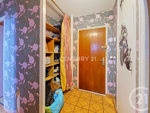 Appartement F2 à vendre - 2 pièces - 40.62 m2 - NOISY LE GRAND - 93 - ILE-DE-FRANCE - Century 21 E.F.I.