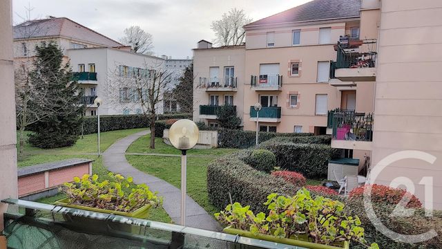 Appartement F3 à louer - 3 pièces - 57.27 m2 - NOISY LE GRAND - 93 - ILE-DE-FRANCE - Century 21 E.F.I.