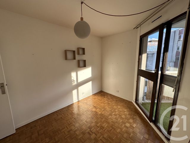 Appartement F3 à louer - 3 pièces - 72.24 m2 - NOISY LE GRAND - 93 - ILE-DE-FRANCE - Century 21 E.F.I.