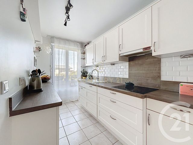 Appartement F3 à vendre - 3 pièces - 65.0 m2 - NOISY LE GRAND - 93 - ILE-DE-FRANCE - Century 21 E.F.I.