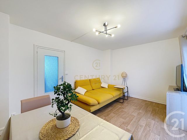 Appartement F3 à vendre - 3 pièces - 63.0 m2 - NOISY LE GRAND - 93 - ILE-DE-FRANCE - Century 21 E.F.I.