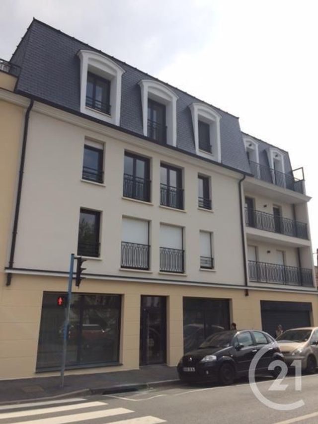 Appartement F2 à louer - 2 pièces - 41.9 m2 - NOISY LE GRAND - 93 - ILE-DE-FRANCE - Century 21 E.F.I.