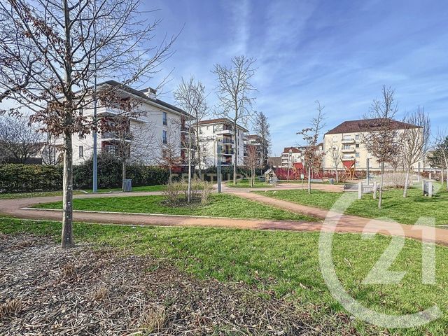 Appartement Studio à vendre - 1 pièce - 25.73 m2 - NOISY LE GRAND - 93 - ILE-DE-FRANCE - Century 21 E.F.I.
