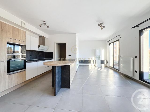 Appartement F3 à vendre - 3 pièces - 55.0 m2 - NOISY LE GRAND - 93 - ILE-DE-FRANCE - Century 21 E.F.I.