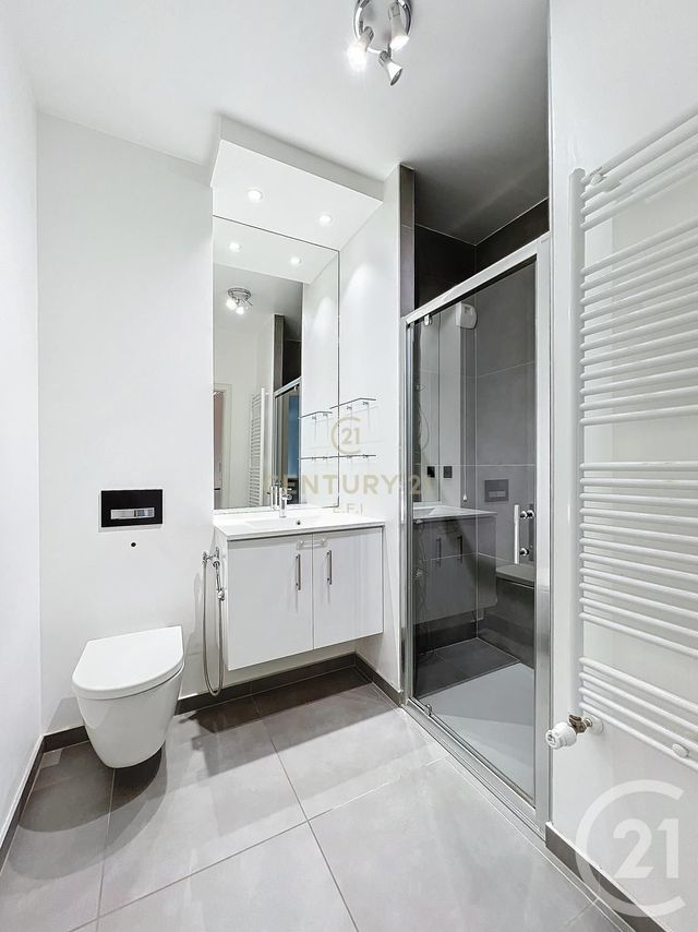 Appartement F3 à vendre - 3 pièces - 55.0 m2 - NOISY LE GRAND - 93 - ILE-DE-FRANCE - Century 21 E.F.I.