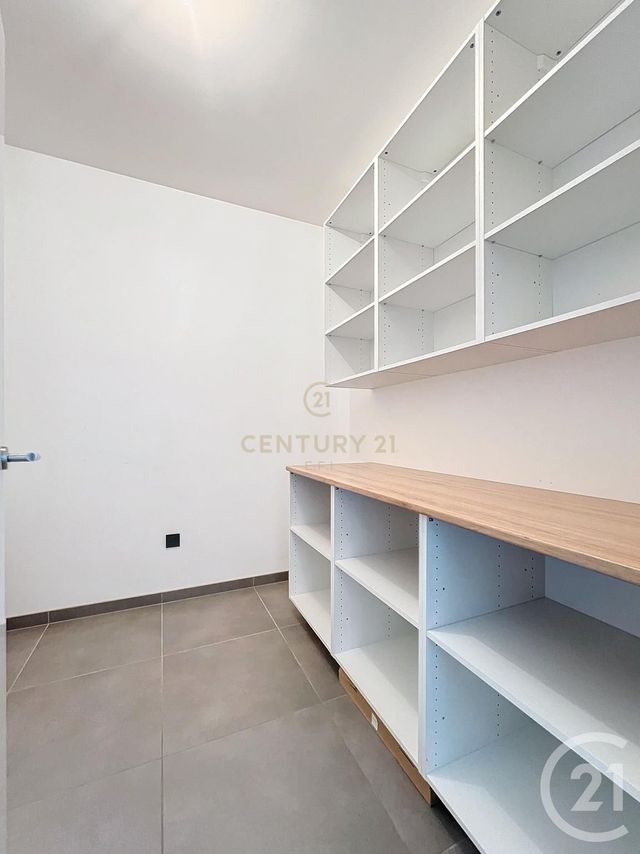 Appartement F3 à vendre - 3 pièces - 55.0 m2 - NOISY LE GRAND - 93 - ILE-DE-FRANCE - Century 21 E.F.I.