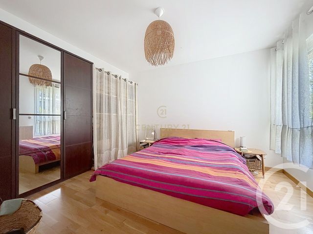 Appartement F3 à vendre - 3 pièces - 64.0 m2 - NOISY LE GRAND - 93 - ILE-DE-FRANCE - Century 21 E.F.I.