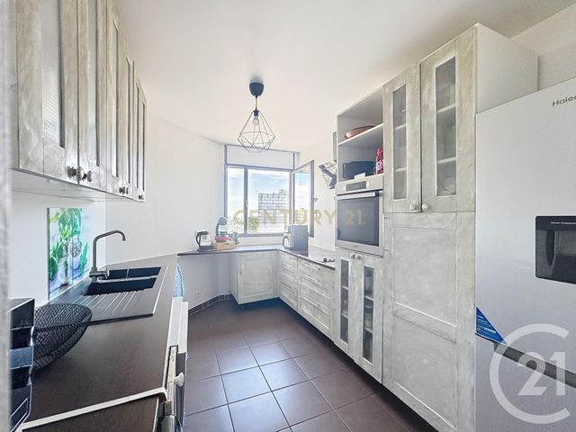 Appartement F4 à vendre - 4 pièces - 83.02 m2 - NOISY LE GRAND - 93 - ILE-DE-FRANCE - Century 21 E.F.I.