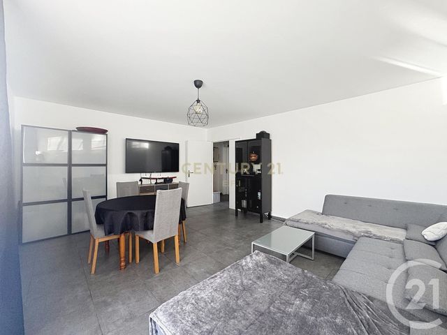 Appartement F4 à vendre - 4 pièces - 83.02 m2 - NOISY LE GRAND - 93 - ILE-DE-FRANCE - Century 21 E.F.I.