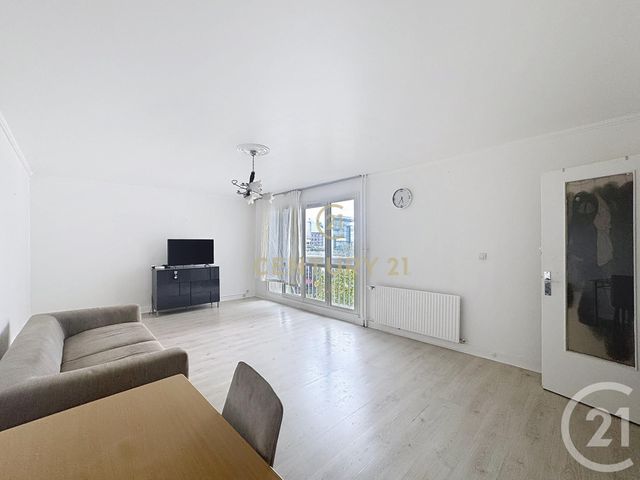 Appartement F3 à vendre - 3 pièces - 72.45 m2 - NOISY LE GRAND - 93 - ILE-DE-FRANCE - Century 21 E.F.I.