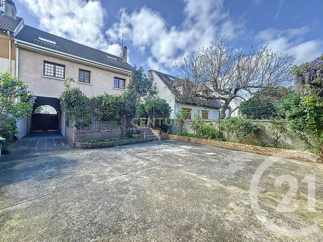 maison à vendre - 8 pièces - 173.22 m2 - NEUILLY PLAISANCE - 93 - ILE-DE-FRANCE - Century 21 E.F.I.