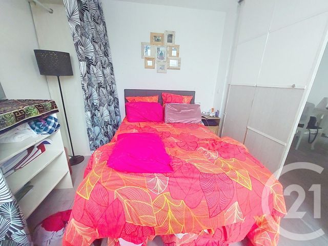 Afficher la photo en grand Appartement F4 à vendre - 4 pièces - 65.0 m2 - NOISY LE GRAND - 93 - ILE-DE-FRANCE - Century 21 E.F.I.